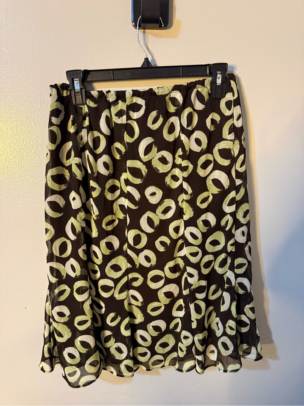 H&M Black Midi Skirt with Lime Ring Print